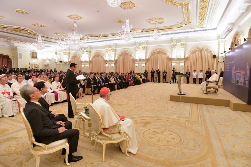 Rencontre avec les autorités de la Thaïlande © Vatican Media