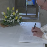 Greccio signature de "Admirabile signum", capture @ Vatican Media