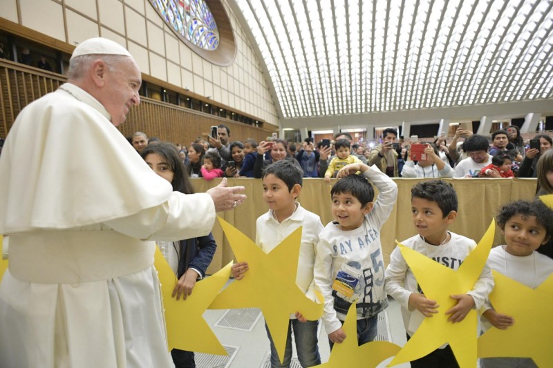 Enfants du dispensaire de Sainte-Marthe © Vatican Media