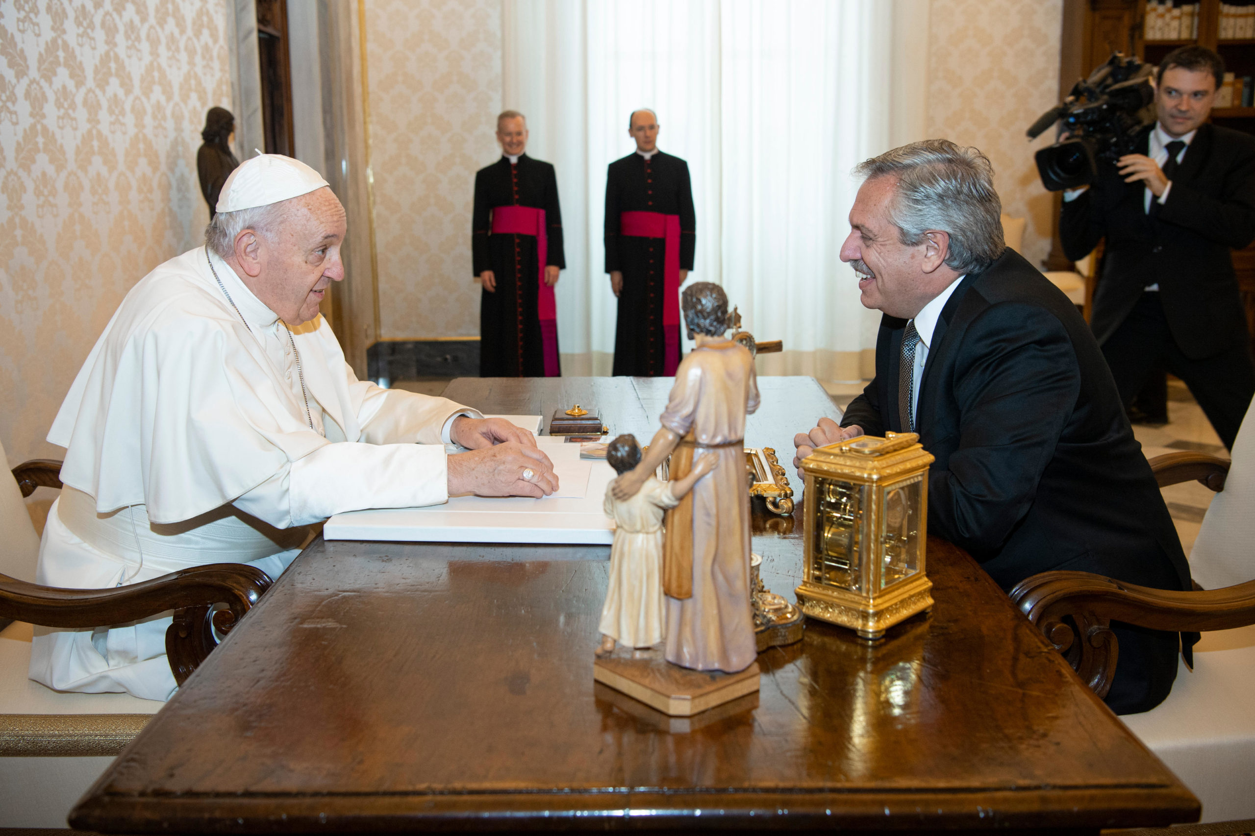 Argentine : première visite du président Fernández au Vatican