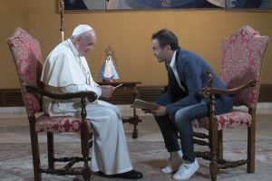 TV 2000, Credo avec don Pozza © Vatican Media