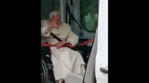 Le pape émérite Benoît XVI à Ratisbonne, le 20 juin 2020 © capture de Zenit / ASB / facebook Papa Francisco - Amigos e Amigas