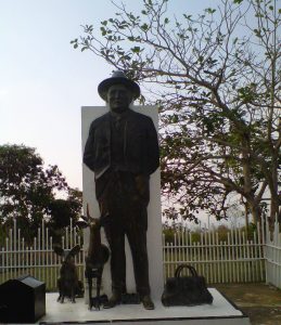Statue de José Gregorio Hernández, sanctuaire d'Isnotu (Venezuela) @ Wikimedia Commons / Yonny Jose Avila Berrios