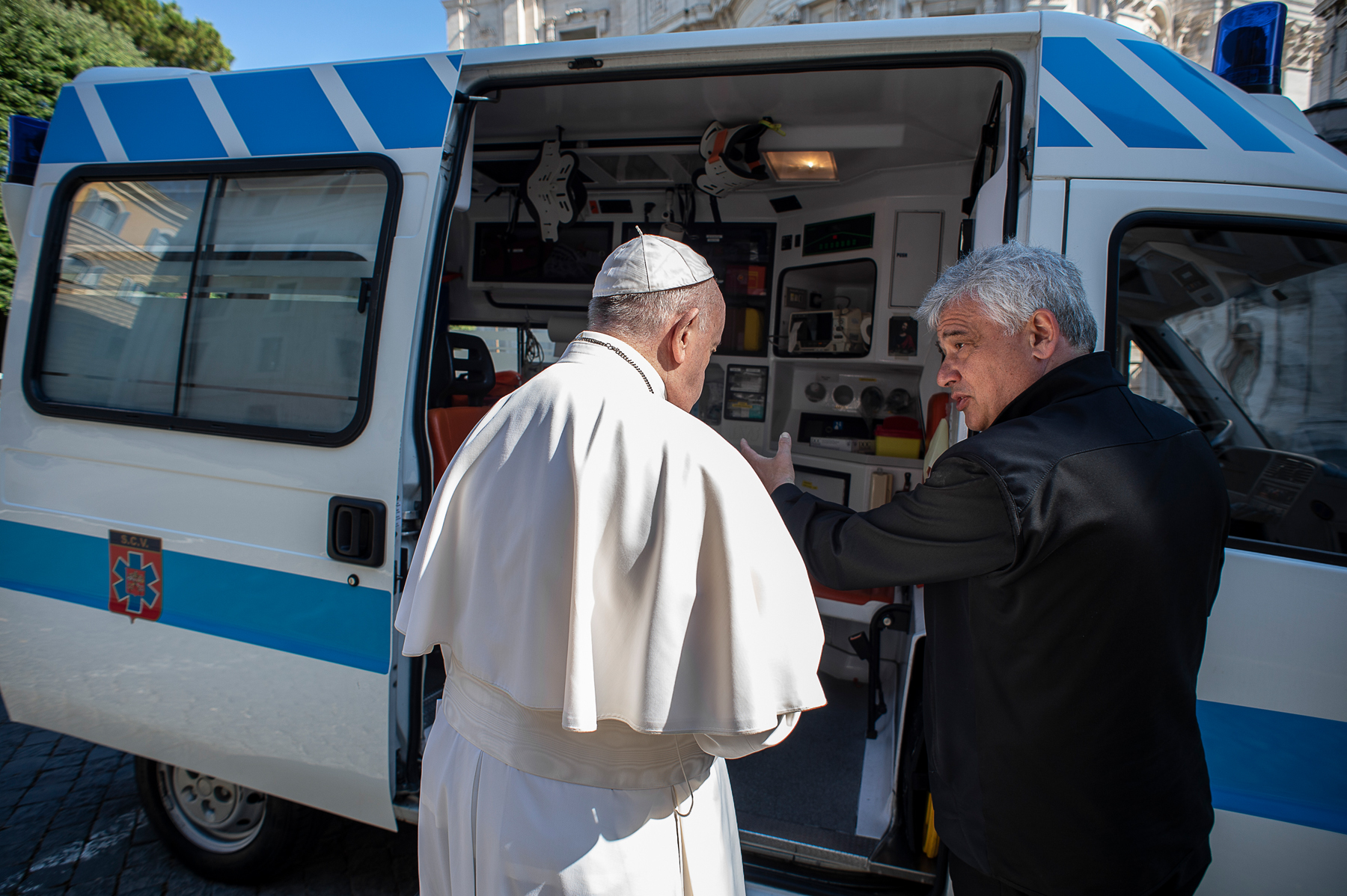 Ambulance pour les pauvres © Vatican Media