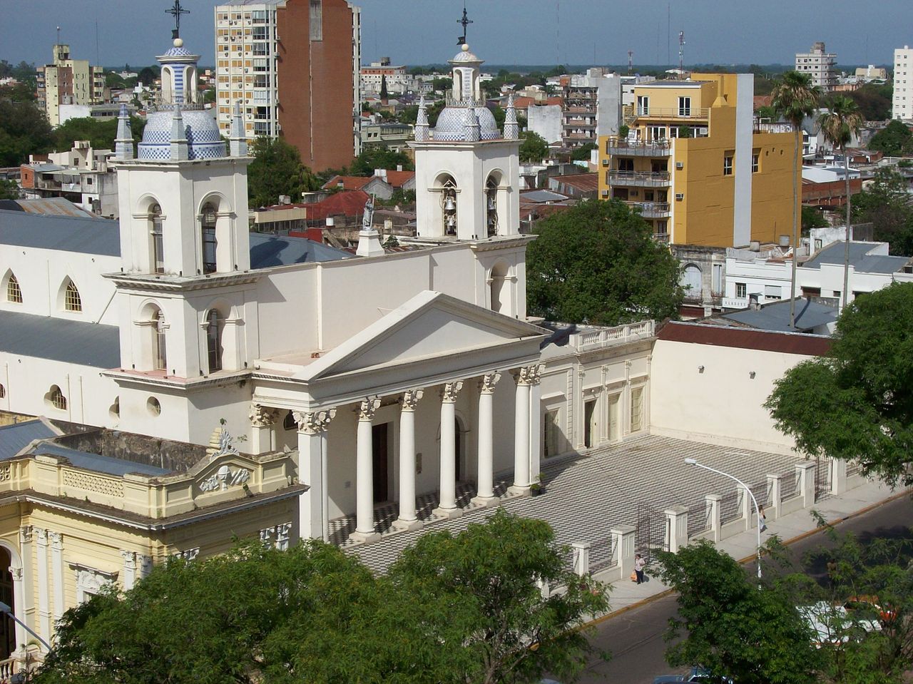 Cathédrale de Corrientes (Argentine) @ wikipedia / Dario Alpern