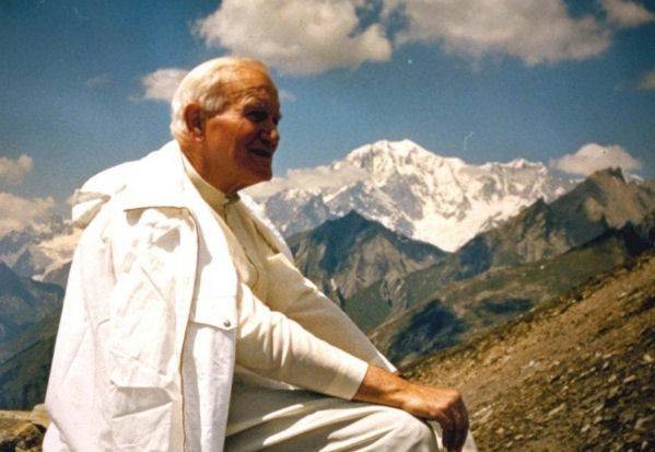 Jean-Paul II à la montagne © L'Osservatore Romano