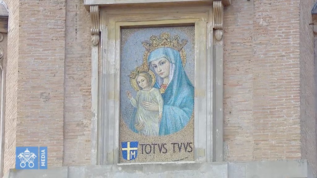 Marie Mater Ecclesiae/Totus tuus, capture @ Vatican