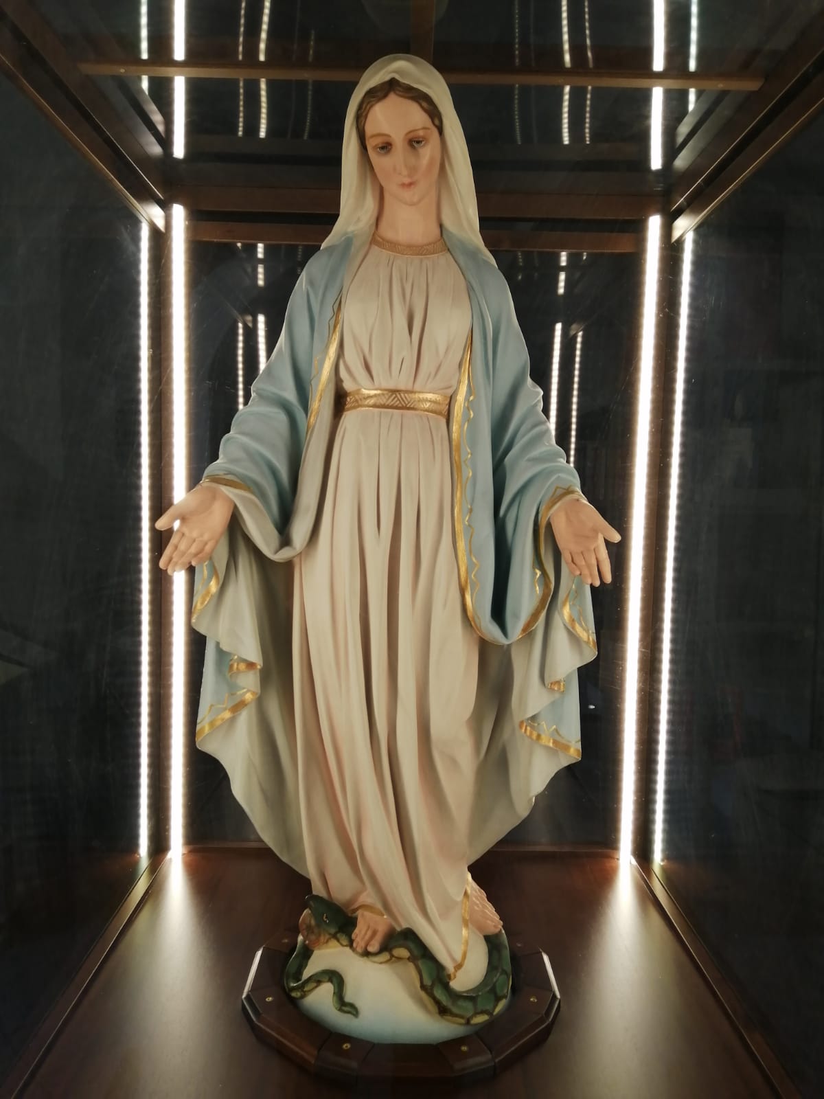 Statue de la Vierge de la Médaille miraculeuse bénie par le pape le 11.11.20 @ Vatican News