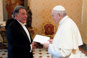 M. Sima Avramović, ambassadeur de Serbie © Vatican Media