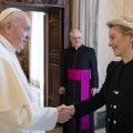 Ursula von der Leyen 22 mai 2021© Vatican Media