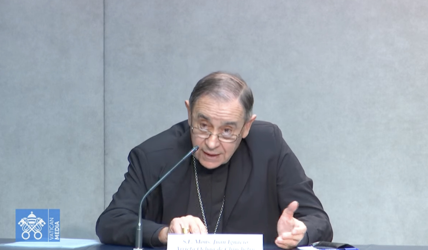 Mgr Juan Ignacio Arrieta Ochoa de Chinchetru, capture Vatican Media