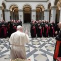 Rencontre avec les évêques de Hongrie © Vatican Media