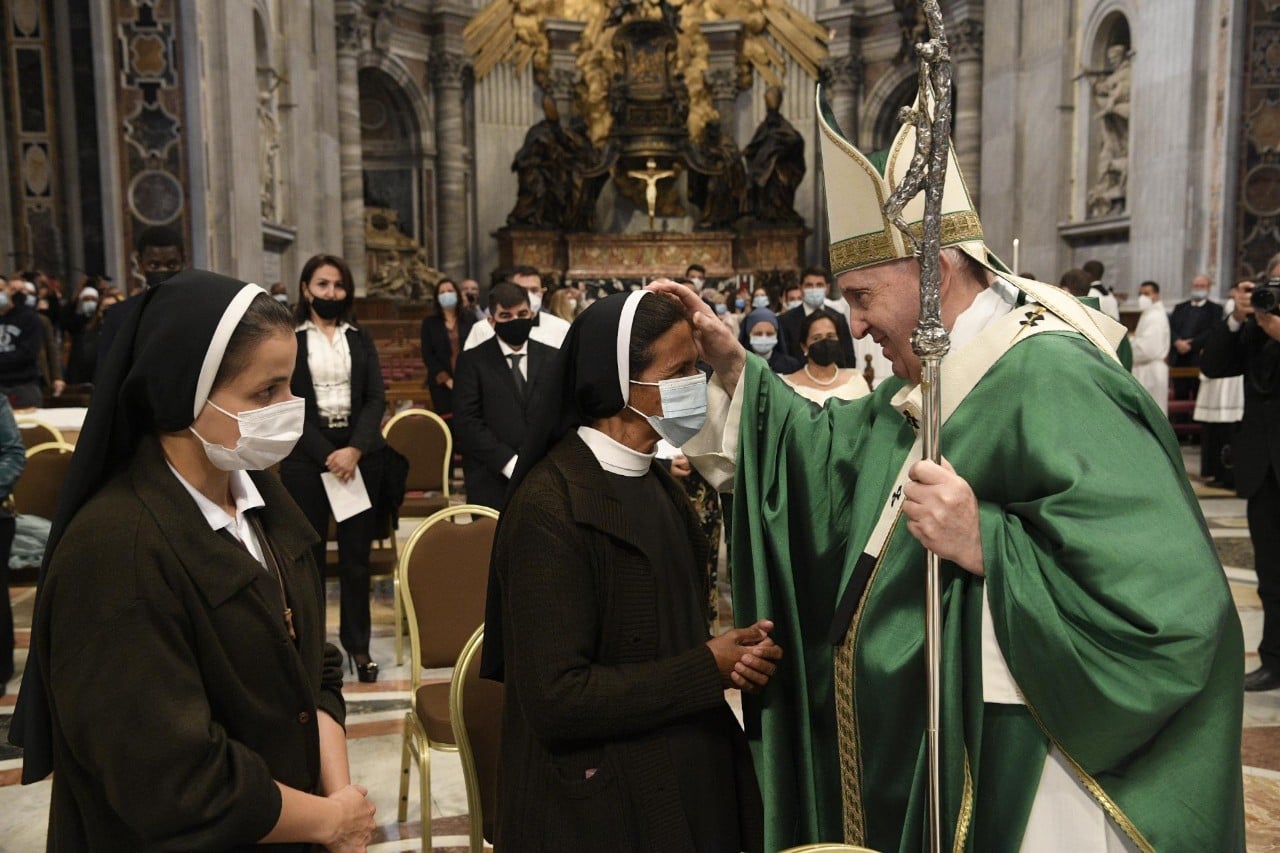 Soeur Gloria Cecilia, Ouverture du synode 2021-2023 © Vatican Media