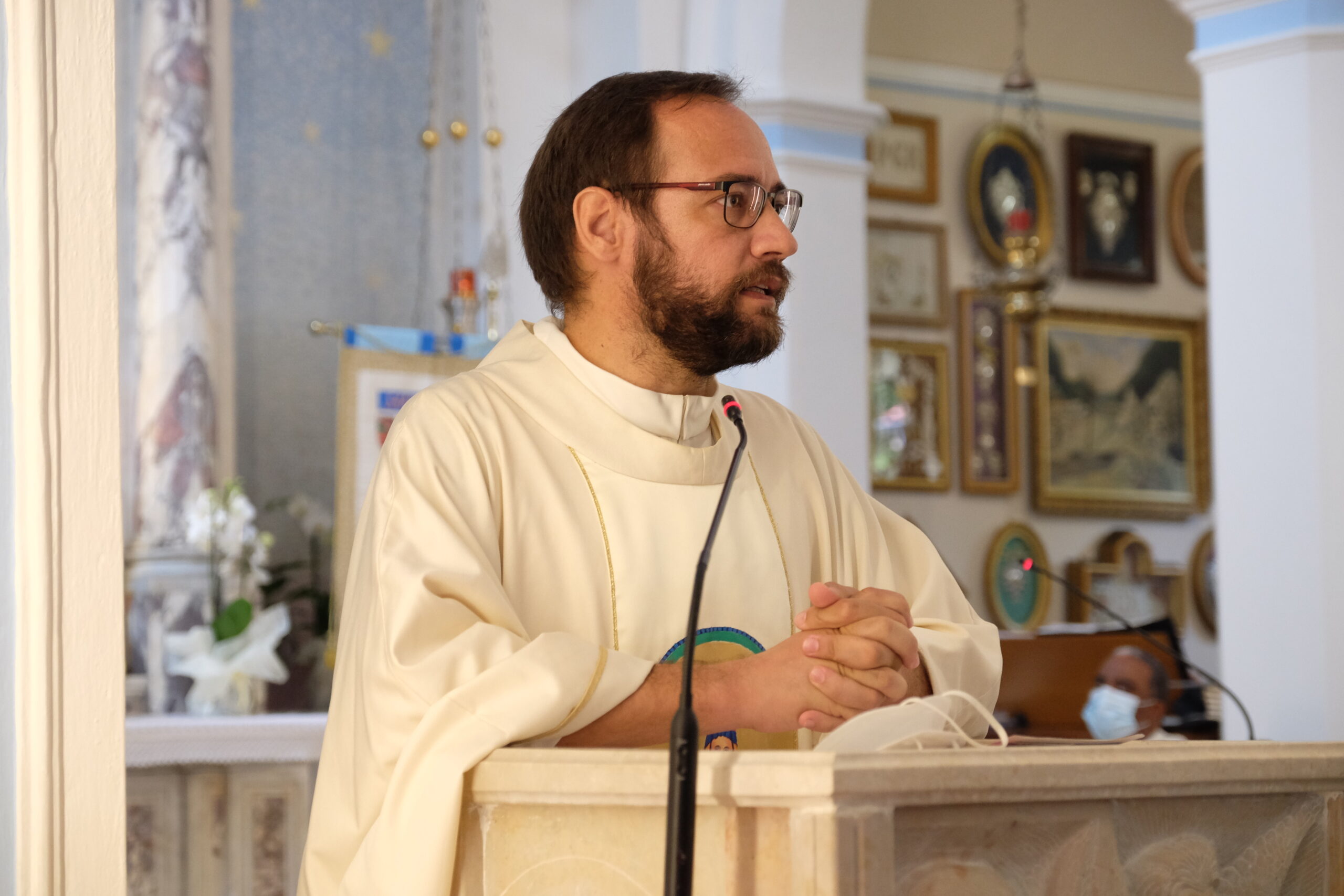 Mgr Carlassare à Piovene, sanctuaire de Notre-Dame de Monte Summano @ comboniani.org