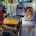 Intérieur de l'ambulance emmenée par le card. Krajewski à Kiev (Ukraine), le 10 avril 2022 © Vatican News