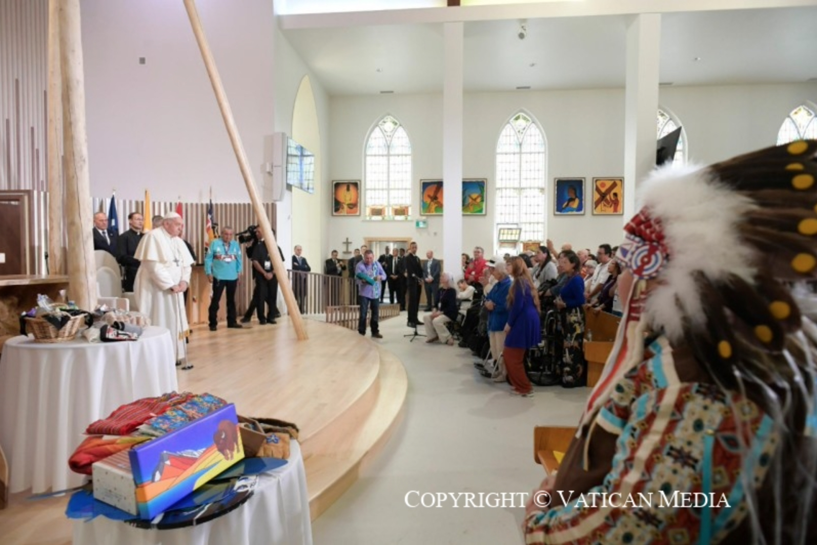 Rencontre avec la communauté paroissiale du Sacré-Cœur des Premières Nations © Vatican Media