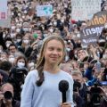 Greta Thunberg lors d'une manifestation - Photo Facebook