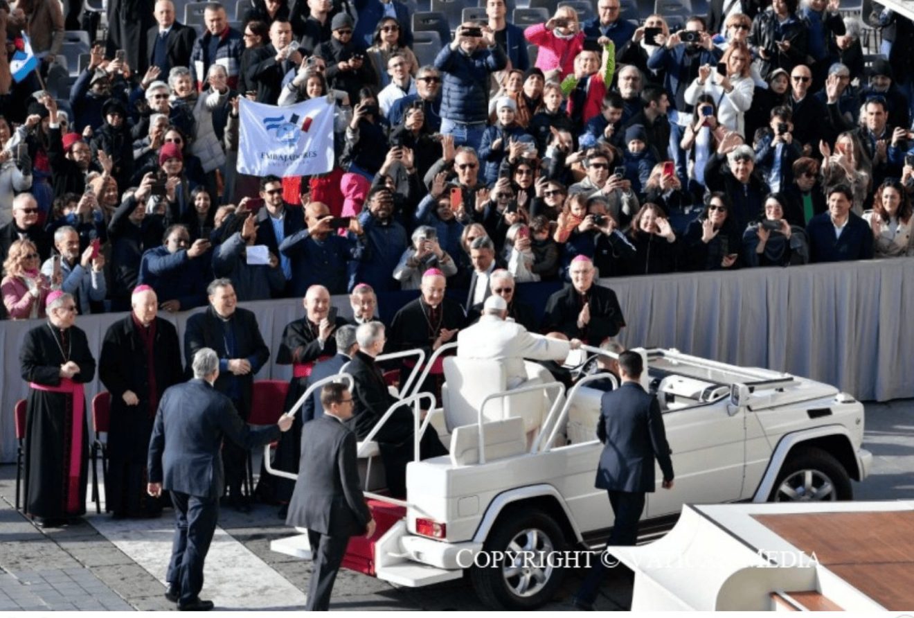 « Ne jamais oublier le moment et la manière dont Dieu entre dans nos vies »