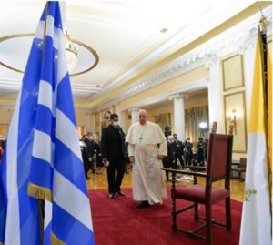 Le pape lors de son voyage en Grèce en 2021 © Dicastère pour la Communication - Vatican Media