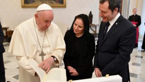 Maria Luisa Berti et Manuel Ciavatta - Photo : Vatican Media