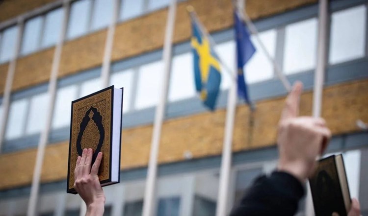 Manifestation en Suède à la suite de l'incendie du Coran © Mundo Islam