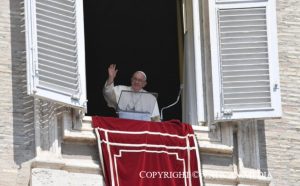 Le pape François lors de l’angélus du 20 août 2023 © Vatican Media