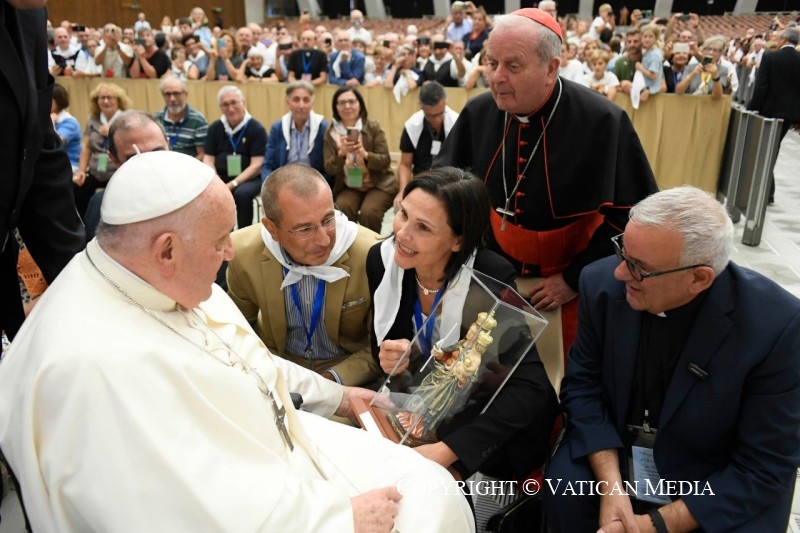 Aux membres de l'Association familiale « Incontro Matrimoniale » © Vatican Media