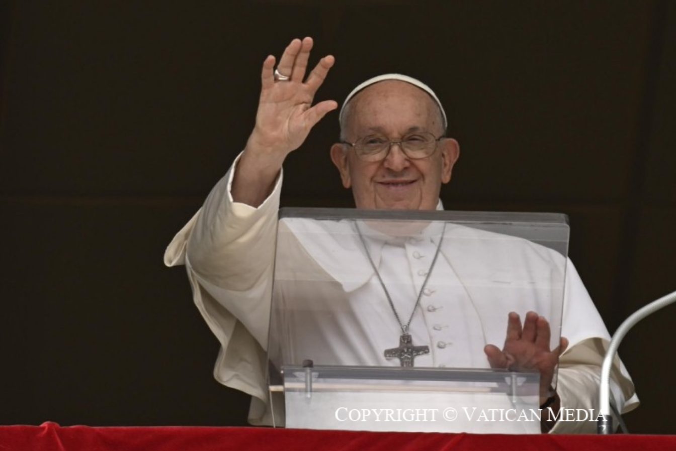 Le pape François lors de l’Angélus du dimanche 17 septembre 2023 © Vatican media