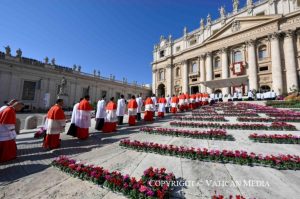 Procession des nouveaux cardinaux lors du consistoire du 30 septembre © Vatican Media