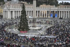 Paroles après l'angélus 24 décembre © Vatican Media