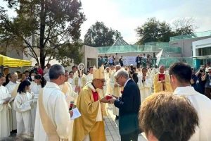 Le Cardinal Chow a inauguré la nouvelle église souterraine de la paroisse St Joseph le 7 janvier 2024  © missionsetrangeres.com