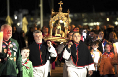 Procession des reliques de sainte Dévote dans les rues de Monaco © diocese.mc