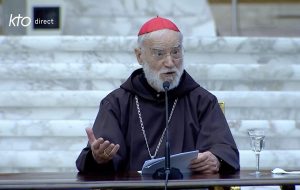 Le cardinal Cantalamessa pendant sa deuxième prédication de Carême © Capture d’écran KTO