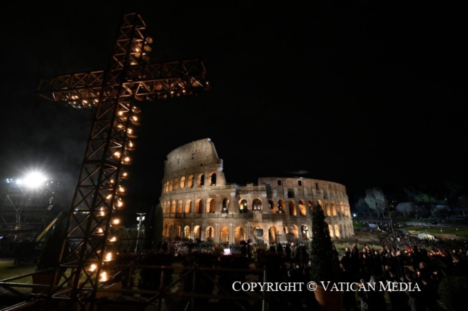 Le chemin de croix au Colisée le 7 avril 2023 © Vatican Media