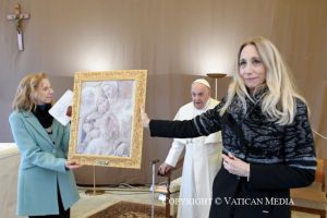 Le pape François a laissé en cadeau un tableau à l'effigie de la Vierge à Rebibbia © Vatican Media