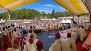 Ordination de Mgr Jean-Claude Rakotoarisoa, nommé évêque de Miarinarivo, cérémonie à laquelle la délégation française a pu assister © VaticanNews