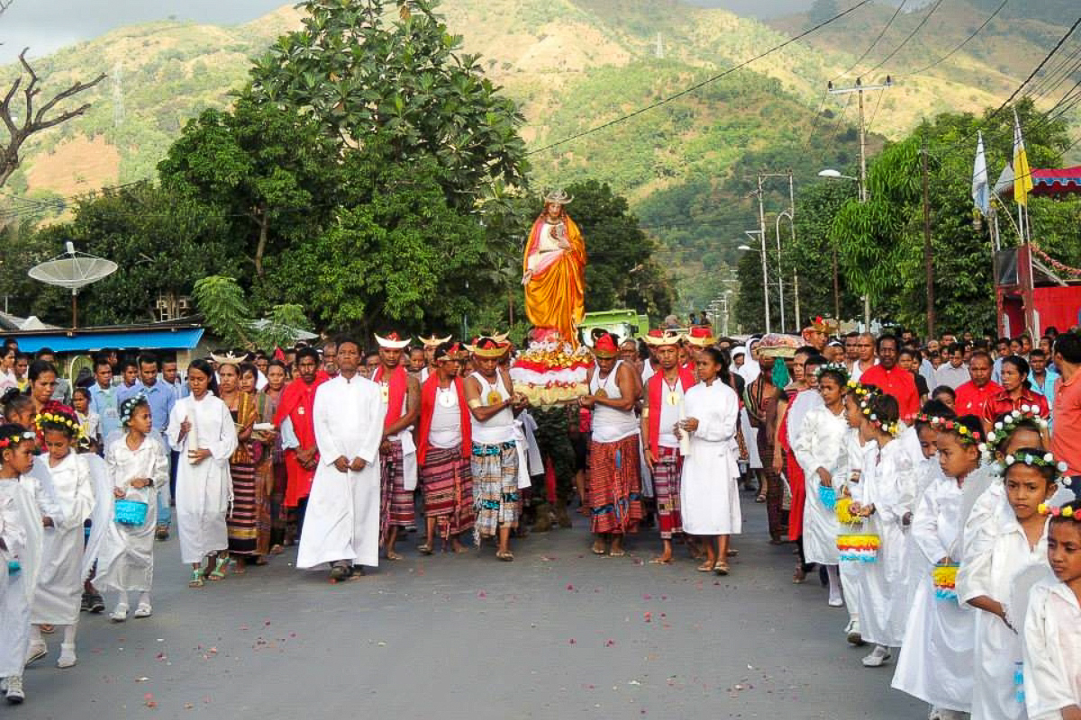 Une procession catholique à Becora, près de Dili, la capitale est-timoraise.© José Fernando Real / CC BY-SA 4.0 DEED