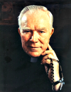 Le P. Patrick Peyton (1909-1992), le « prêtre du Rosaire »  © ncregister.com
