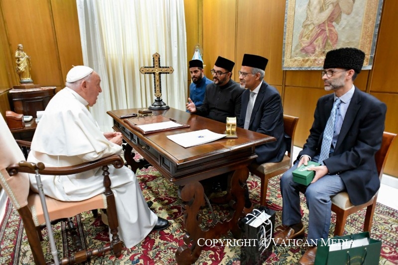 Discours à une délégation de la Mosquée de Bologne (Italie) © Vatican Media