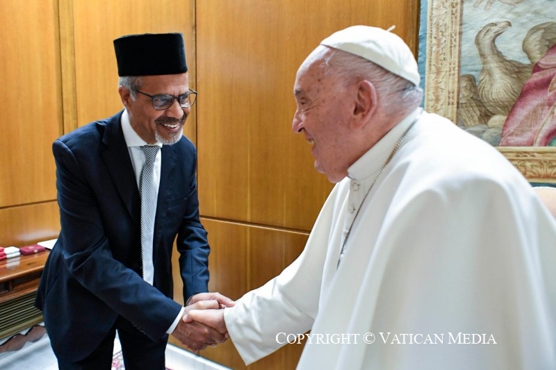 Discours à une délégation de la Mosquée de Bologne (Italie) © Vatican Media 