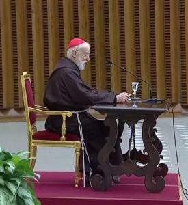 Le cardinal prêche au Vatican chaque année pendant l'Avent et le Carême © youtube.com/@ktotv