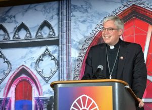 L'évêque auxiliaire de Sydney, Mgr Richard Umbers, témoigne de l'importance d'adorer le Seigneur ensemble © catholicweekly.com.au