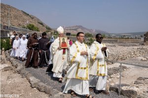 Mgr Mariano Manzana, en pèlerinage en Terre Sainte, a pris part à la messe solennelle © SG CTS