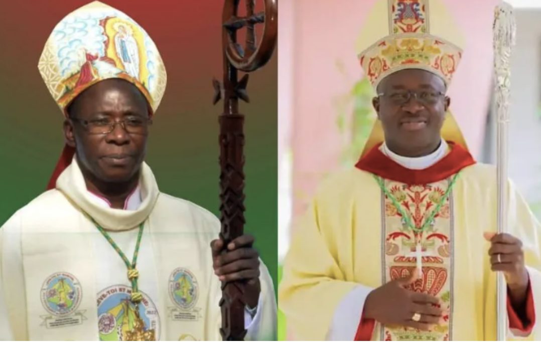 Mgr Robert Cissé (à gauche), nommé archevêque de Bamako au Mali, et Mgr Jacques Assanvo Ahiwa (à droite), nommé archevêque de Bouaké, en Côte d'Ivoire © aciafrique.org 