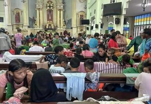 Plusieurs églises du diocèse de Novaliches (Grand Manille) ont ouvert leurs portes comme centres d’évacuation au passage du typhon Gaemi © Asianews