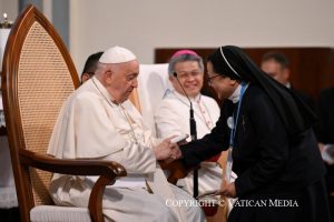 Voyage apostolique en Indonésie : Rencontre avec les évêques, les prêtres, les diacres, les personnes consacrées, les séminaristes et les catéchistes, 4 septembre 2024 © Vatican Media