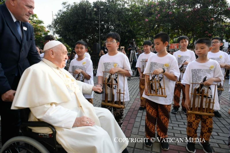 Voyage apostolique en Indonésie : Rencontre avec les évêques, les prêtres, les diacres, les personnes consacrées, les séminaristes et les catéchistes, 4 septembre 2024  © Vatican Media