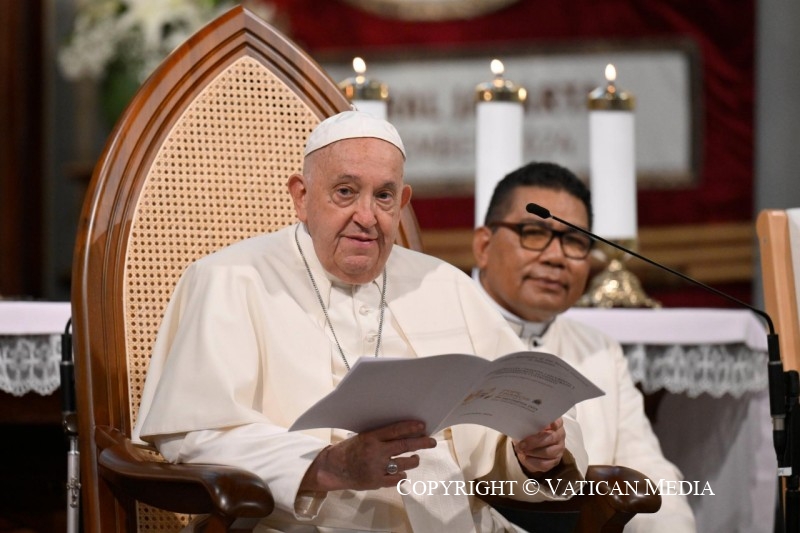 Voyage apostolique en Indonésie : Rencontre avec les évêques, les prêtres, les diacres, les personnes consacrées, les séminaristes et les catéchistes, 4 septembre © Vatican Media