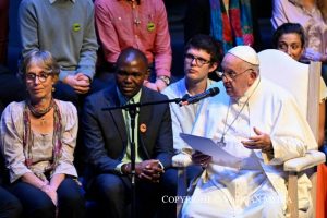 Voyage apostolique en Belgique : Rencontre avec les étudiants universitaires, 28 septembre 2024 © Vatican Media