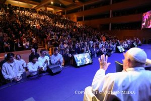 Voyage apostolique en Belgique : Rencontre avec les étudiants universitaires, 28 septembre 2024 © Vatican Media